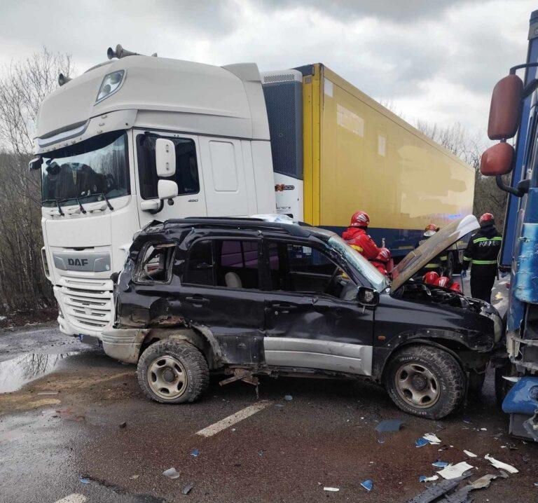 Grav accident rutier produs pe Piatra Craiului. Un bărbat a decedat