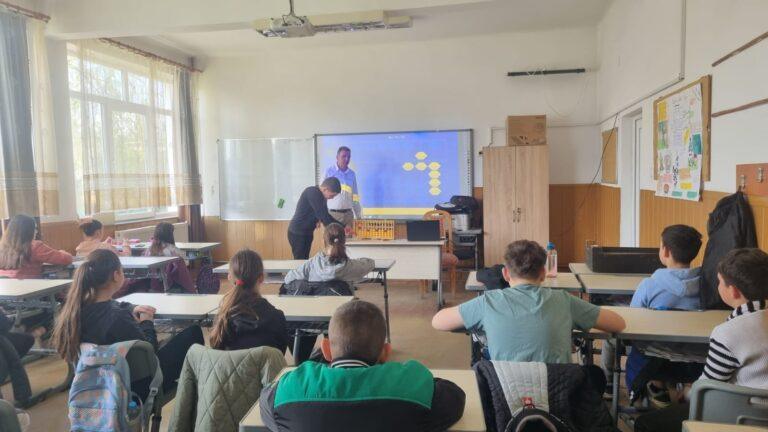 Lecție inedită în săptămâna „Școala Altfel”, la Liceul Teoretic „Gabriel Țepelea” din Borod
