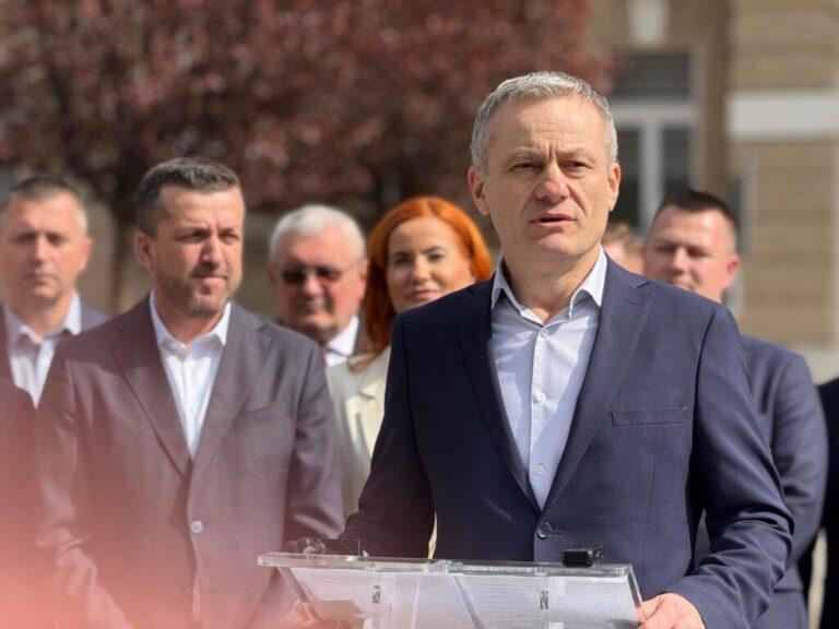 Patru candidați pentru Consiliul Județean Bihor și dueluri la primăriile din Căbești și Rieni