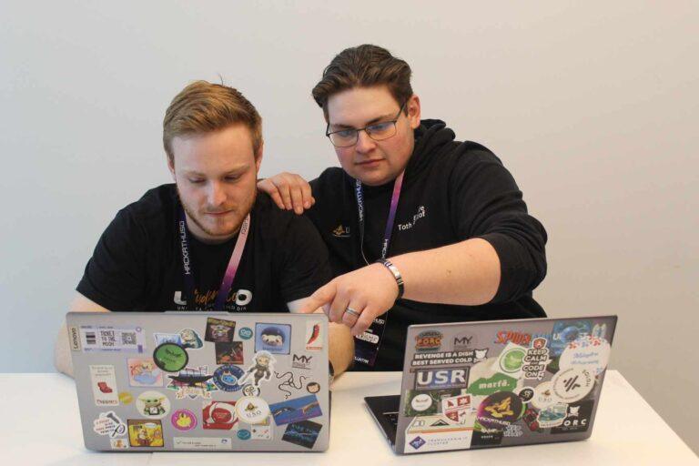 Maraton de codare. Studenții și profesioniștii participă la primul hackathon de 72 de ore​