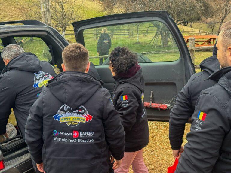 Alimente pentru cei uitați! Voluntarii West Alpine Off Road au străbătut cele mai izolate cătune din inima Apusenilor