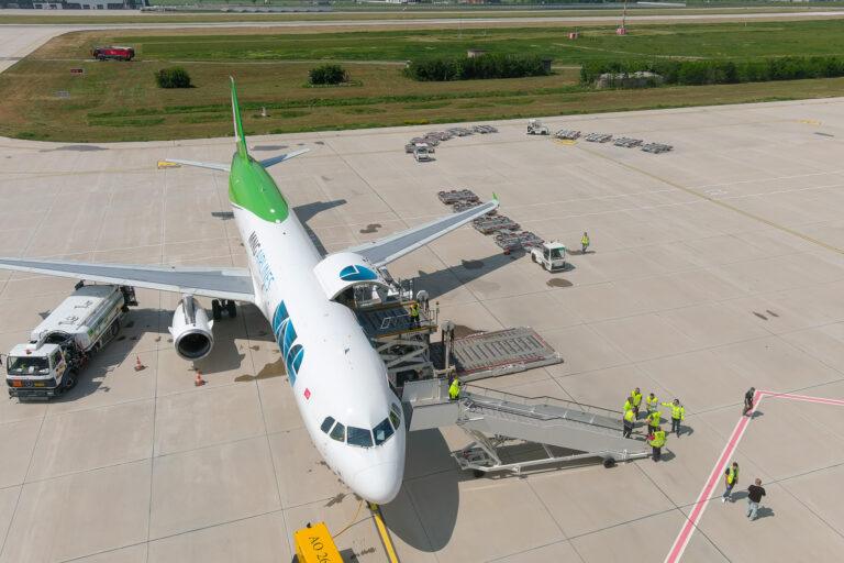 Premieră! Primul zbor cargo, pe la Aeroportul Oradea