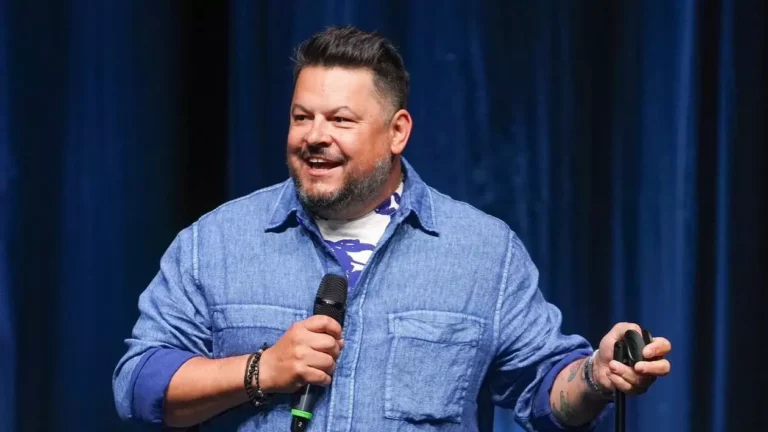 Premieră! Stand-up comedy cu Mihai Bobonete la Casa de Cultură din Oradea
