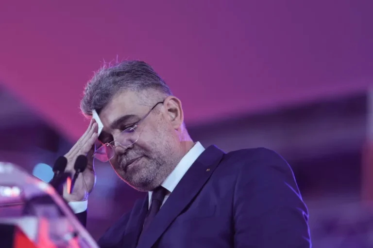 Vot în unanimitate în PSD pentru ieșirea partidului din coaliția de guvernare. Ciolacu pleacă din funcția de premier, miniștrii rămân interimari. Ce urmează