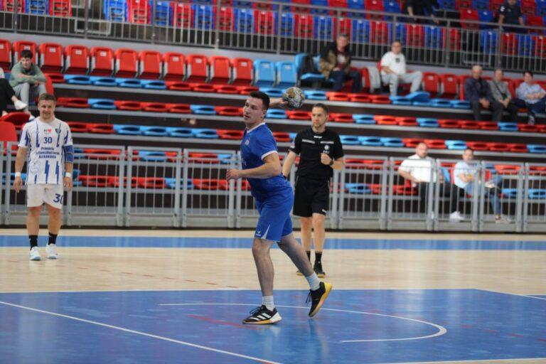 Echipa de handbal a fost învinsă de CSM Alexandria la ultima apariție pe teren propriu 