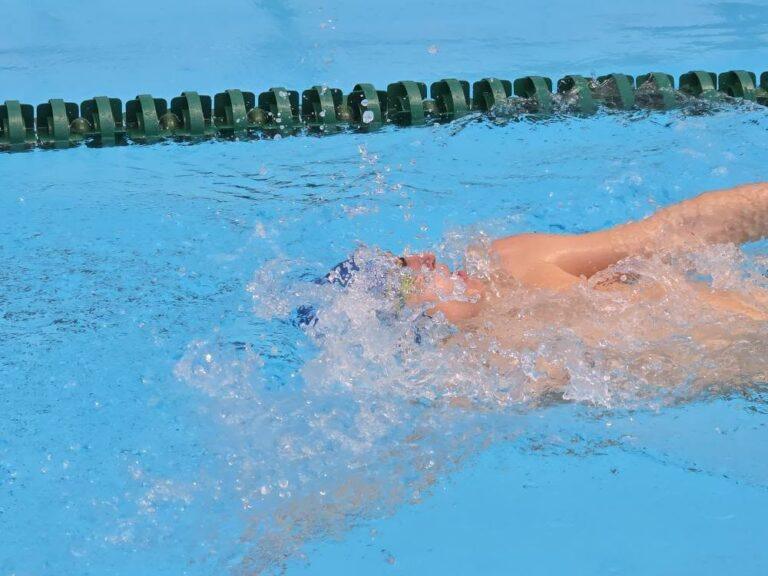 Valuri de bine la Swimathon Oradea 2025. Peste 550.000 de lei, strânși pentru 14 cauze caritabile