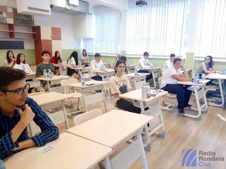 393 de elevi absenți la proba de Matematică a Evaluării Naționale în Bihor