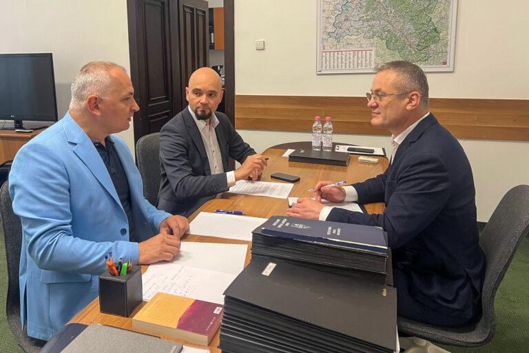 Contract semnat pentru Strategia de Dezvoltare Turistică a județului Bihor