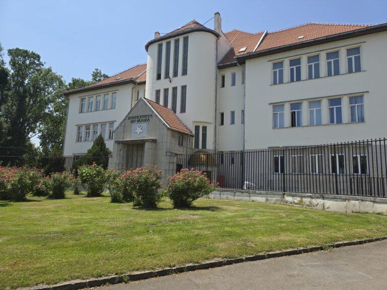 Două domenii noi de doctorat, înființate și acreditate la Universitatea din Oradea