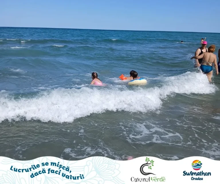 80 de copii din medii vulnerabile au ajuns pentru prima dată la mare. O nouă tabără urmează în august