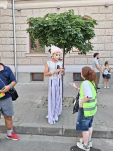 Comunitatea LGBT+ din Oradea a ieșit în stradă-05