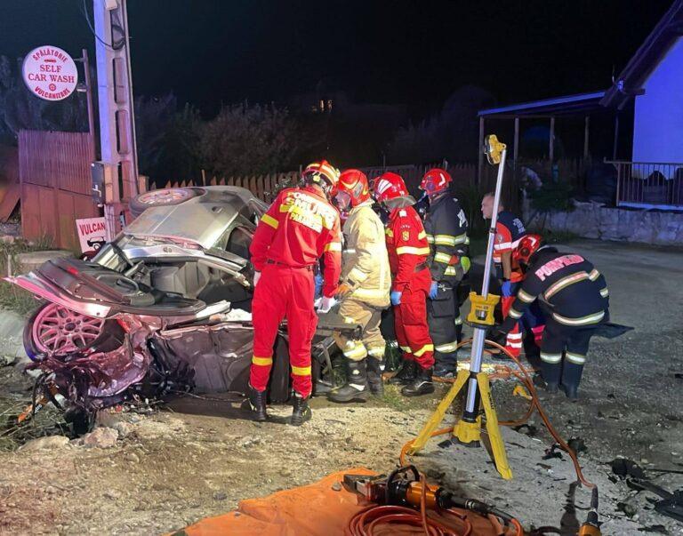 Tragedie la Hidișelu de Jos. Un tânăr de 22 de ani a murit și o femeie a fost grav rănită. Vezi cum s-a întâmplat totul