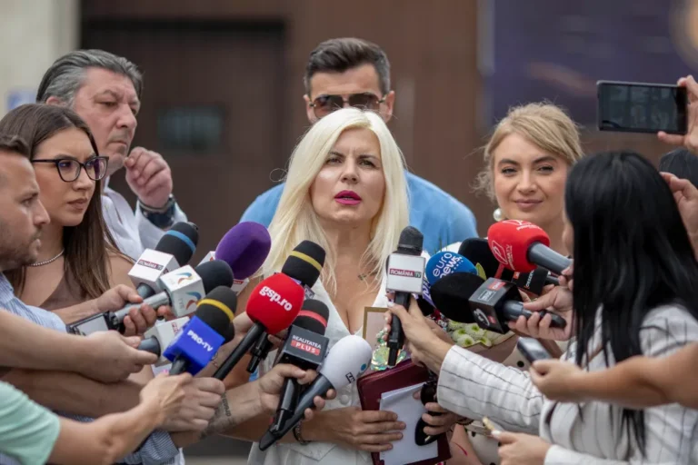 Elena Udrea a fost eliberată din închisoare: „Pușcăria este foarte grea, pușcăria nu te reabilitează” / „Eu am făcut Gala Bute cu mândrie”