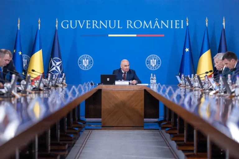 Ordonanța de urgență care taie sporul de condiții vătămătoare pentru bugetari a fost aprobată luni, în ședința de guvern / Ce s-a modificat