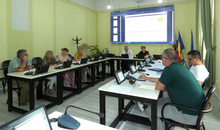 Laboratoare „vii”, dedicate dezvoltării globale și inovației, la Universitatea din Oradea