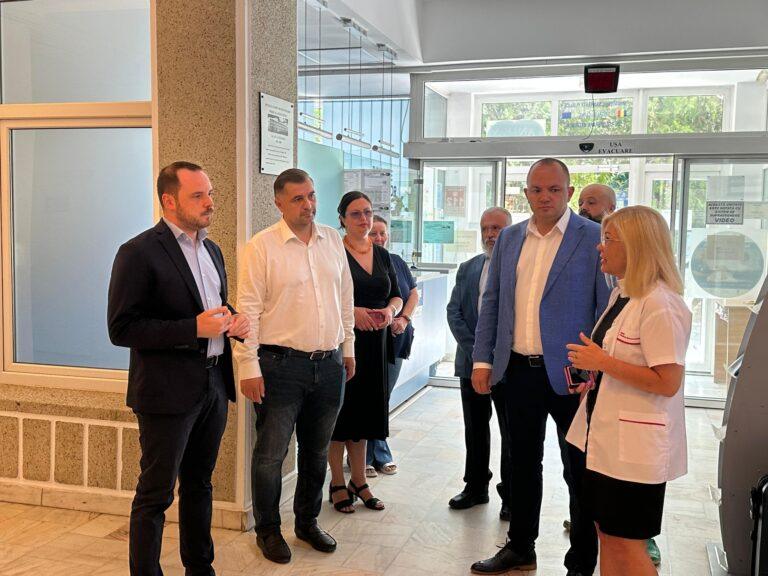 Ministrul Sănătății, Alexandru Rogobete, în vizită la Spitalul Clinic de Recuperare Medicală Băile Felix. Acesta propune sprijin total pentru modernizare