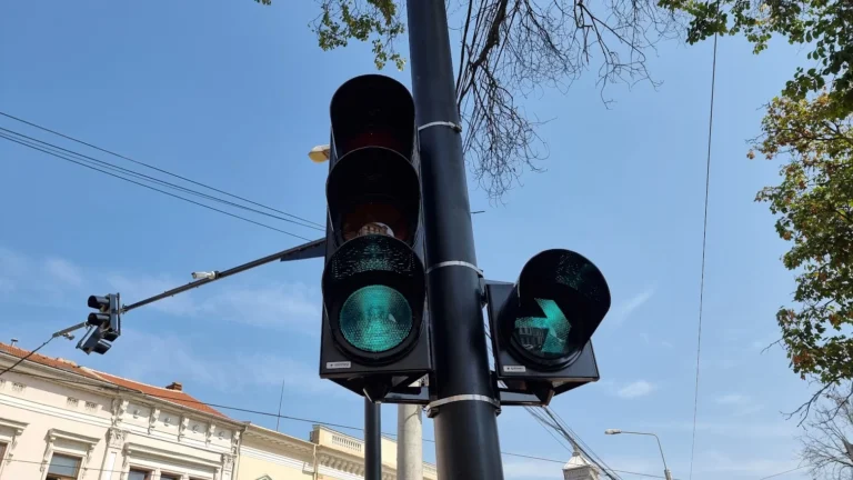 Semaforizarea în intersecția Nufărului – Ciheiului – Constantin Noica, modificată începând cu 21 iulie