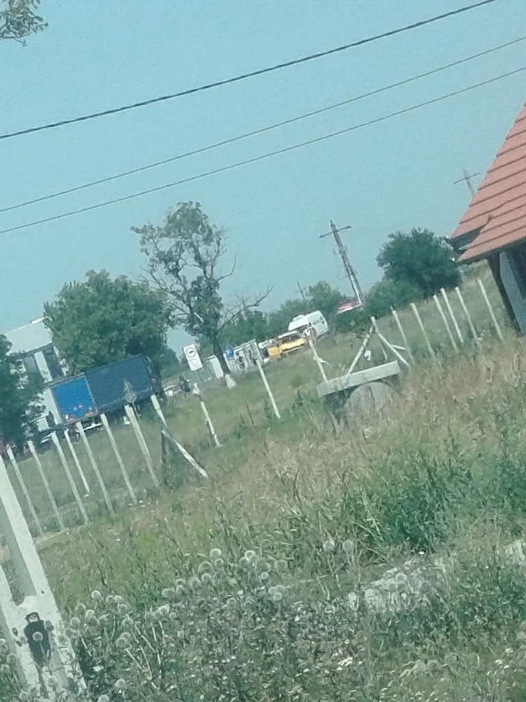 Accident cu patru mașini între Tămășeu și Satu Nou. Trafic blocat pe DN 19