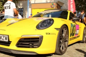 Bolizi de milioane au cucerit Cetatea Oradea, la GOAT Rally Tour 2025-04