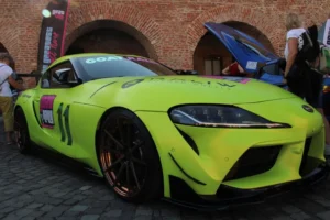 Bolizi de milioane au cucerit Cetatea Oradea, la GOAT Rally Tour 2025-06