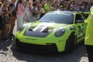 Bolizi de milioane au cucerit Cetatea Oradea, la GOAT Rally Tour 2025-16