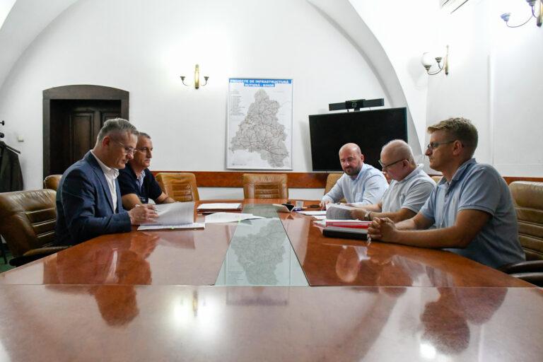 O firmă din Bistrița va realiza pista de biciclete Băile Felix – Ic Ponor (Padiș). Contractul a fost semnat