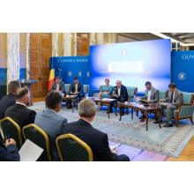 Consultări între Guvern și Asociația Municipiilor din România pe reforma administrației locale. La consultări a participat și primarul Florin Birta
