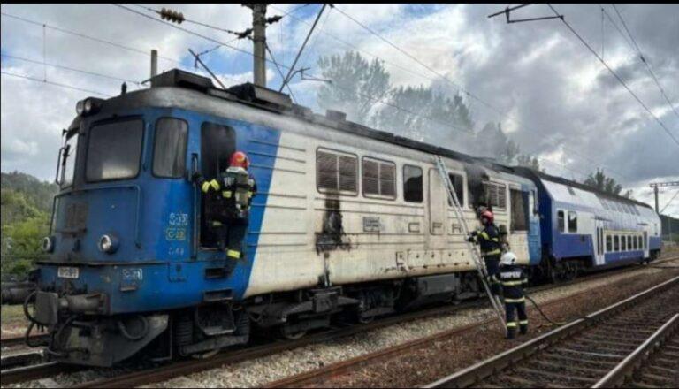 Călătorie de coșmar pe ruta Halmeu – Oradea. Pasagerii au ajuns la Oradea cu 247 de minute întârziere