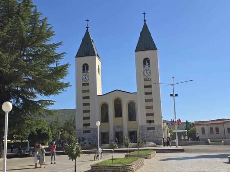 Međugorje, satul unde milioane de suflete își caută liniștea și regăsirea spirituală (Foto)