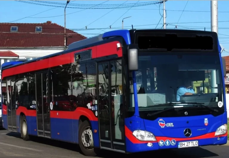 Oradea: Două noi stații de autobuz, pe strada Podgoria. Se modifică programul liniilor 13 și 15