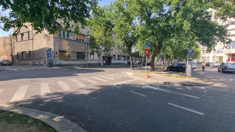 Modificări la circulația rutieră din zona centrală a Oradiei