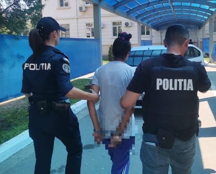 Orădeancă arestată după ce ar fi tâlhărit un bătrân de 87 de ani pentru 10 lei
