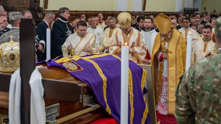 Nicuşor Dan, mesaj la înmormântarea Preafericitului Părinte Cardinalul Lucian Mureşan: Transilvania n-ar fi azi ce este, fără comunitatea şi Biserica greco-catolică