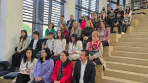 Elevii din Bihor, pe podium la concursul național „Satul meu, în 25 de ani”-02