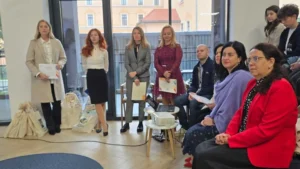 Elevii din Bihor, pe podium la concursul național „Satul meu, în 25 de ani”-13