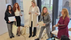 Elevii din Bihor, pe podium la concursul național „Satul meu, în 25 de ani”-23