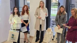 Elevii din Bihor, pe podium la concursul național „Satul meu, în 25 de ani”-40