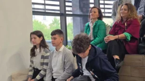 Elevii din Bihor, pe podium la concursul național „Satul meu, în 25 de ani”-52
