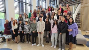 Elevii din Bihor, pe podium la concursul național „Satul meu, în 25 de ani”-95