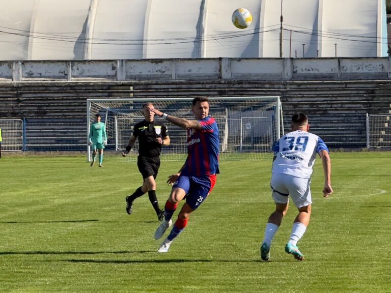 FC Bihor a cedat cu 0-2 la Slatina, dar a rămas pe locul 2 în clasament