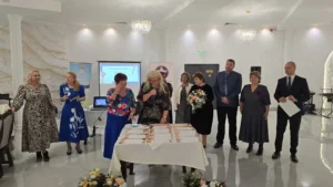 Mai mulți dascăli bihoreni au fost premiați pentru activitatea la catedră-112