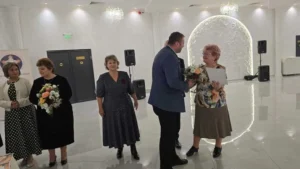 Mai mulți dascăli bihoreni au fost premiați pentru activitatea la catedră-114