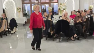 Mai mulți dascăli bihoreni au fost premiați pentru activitatea la catedră-130