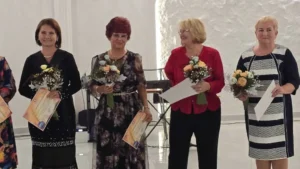 Mai mulți dascăli bihoreni au fost premiați pentru activitatea la catedră-154