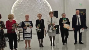 Mai mulți dascăli bihoreni au fost premiați pentru activitatea la catedră-158