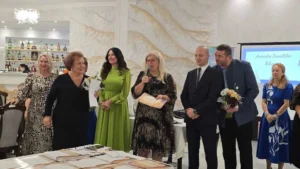 Mai mulți dascăli bihoreni au fost premiați pentru activitatea la catedră-172