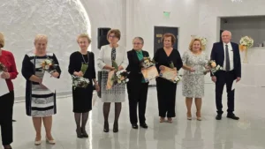 Mai mulți dascăli bihoreni au fost premiați pentru activitatea la catedră-177