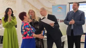 Mai mulți dascăli bihoreni au fost premiați pentru activitatea la catedră-185