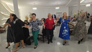 Mai mulți dascăli bihoreni au fost premiați pentru activitatea la catedră-209