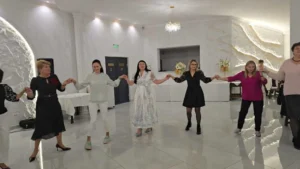 Mai mulți dascăli bihoreni au fost premiați pentru activitatea la catedră-213